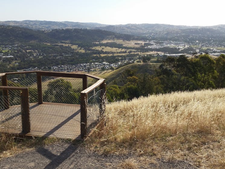 Huon Hill Parklands