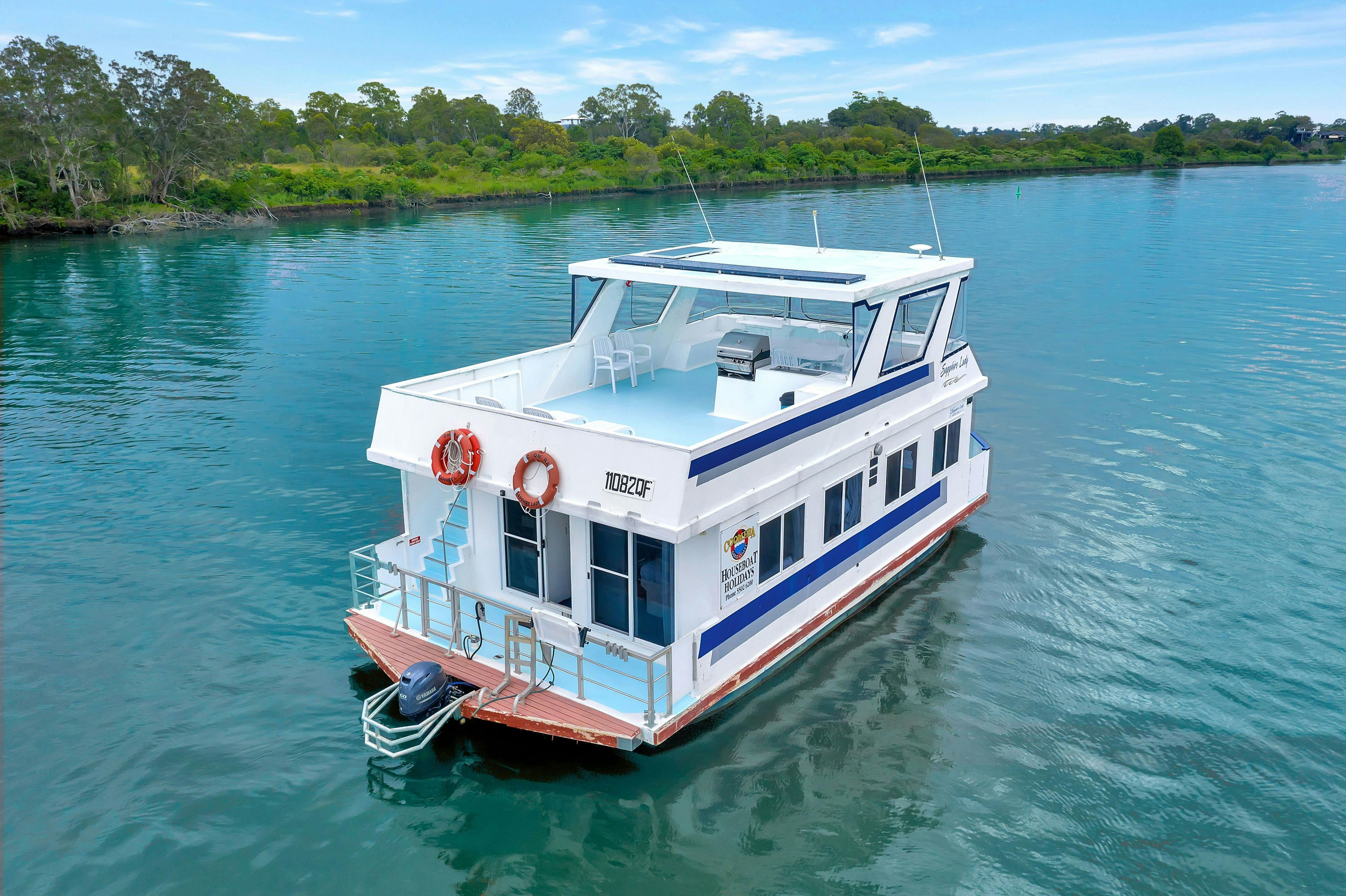Sapphire Lady 8 Berth Houseboat