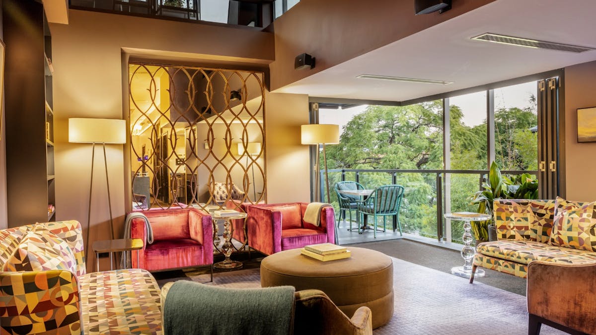 Guest Lounge Guest Lounge