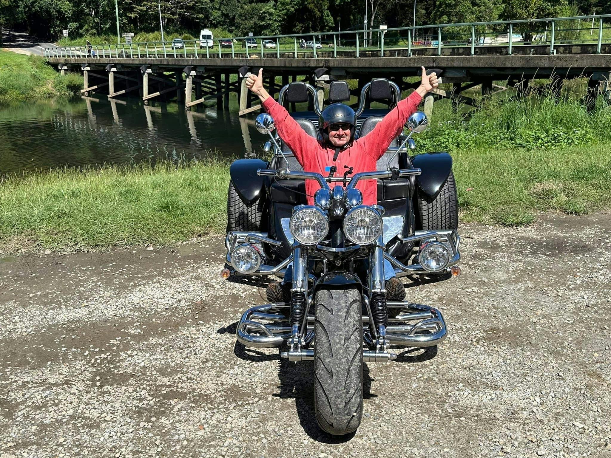 계곡에서 강 입까지 투어