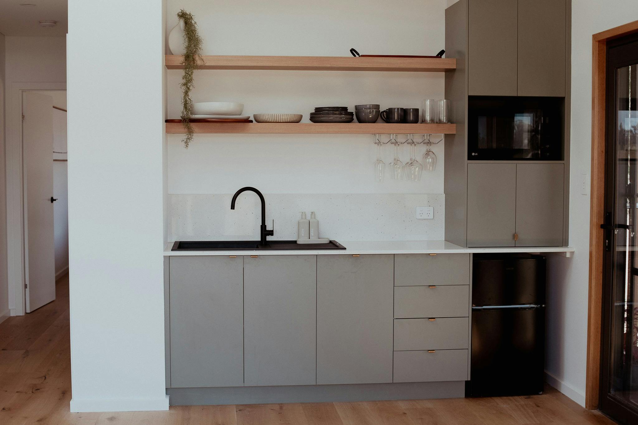 Image for Devine 2582