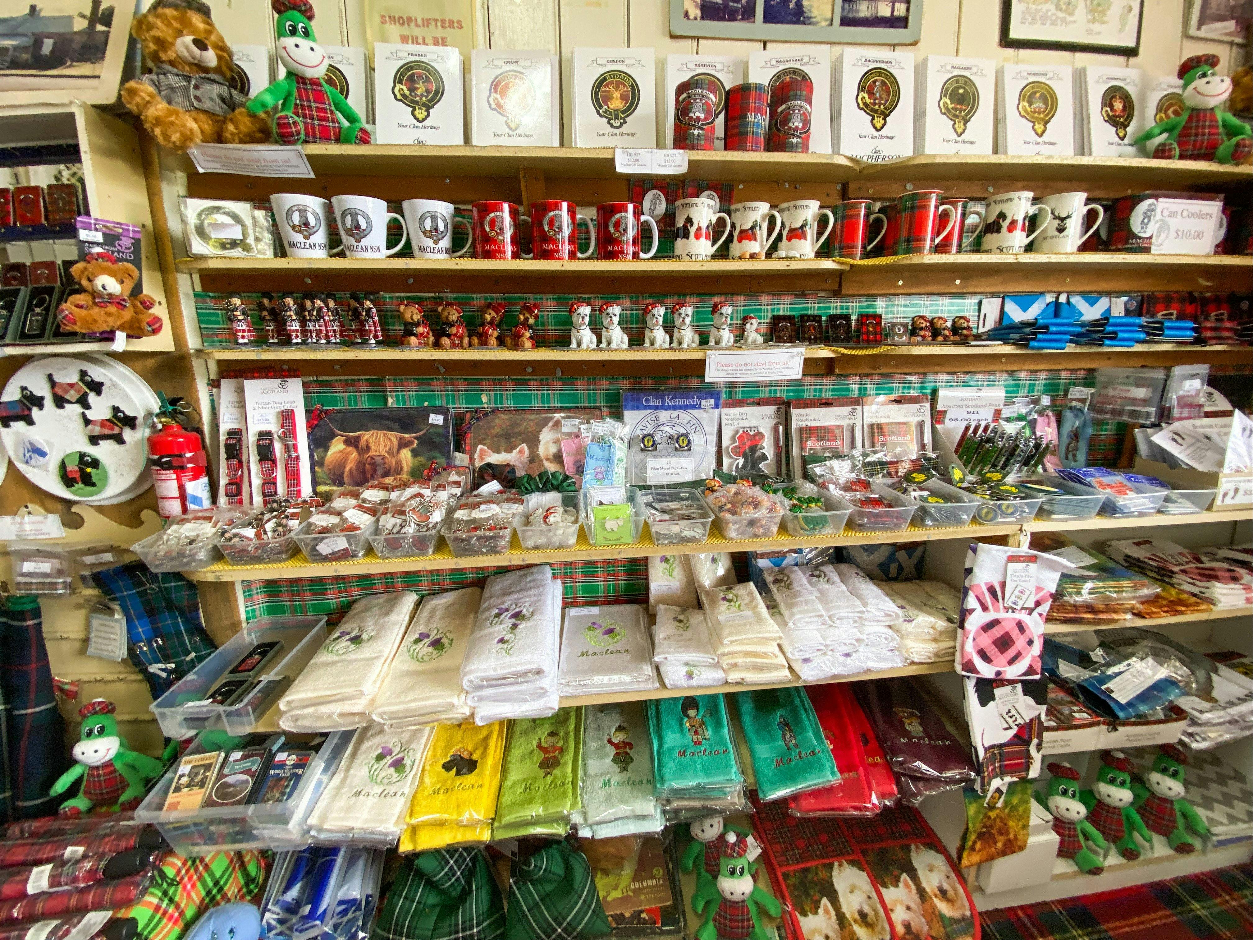 맥클린 스코틀랜드 상점 기념품 및 방문객 정보