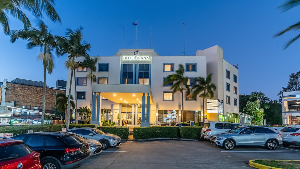 Exterior View Front of Hotel