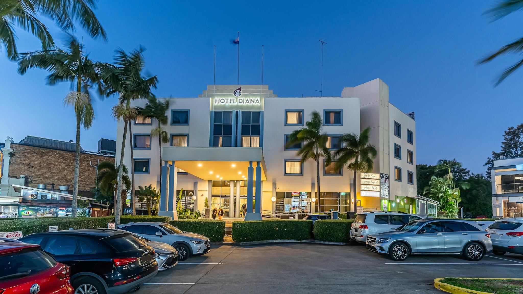 Exterior View Front of Hotel Exterior View Front of Hotel