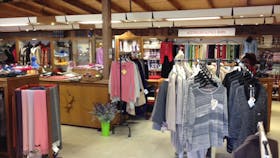 Australian Alpaca Barn - Pokolbin