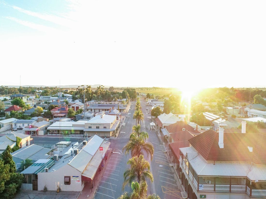 Port Broughton Main Street Port Broughton, Attraction South A...