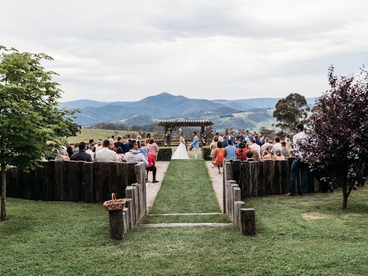 Weddings, Blue Mountains, Penrith, Sydney, Views, Seclusions, Private, Exclusive, Accommodation,
