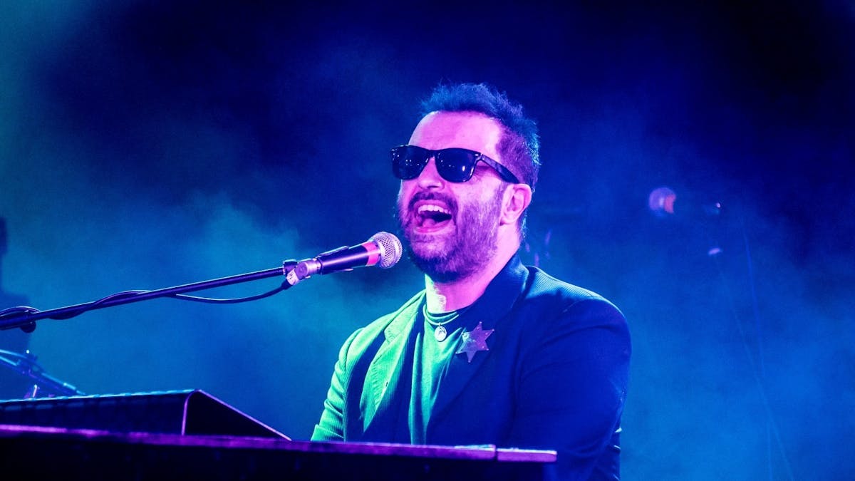 The Billy Joel Experience