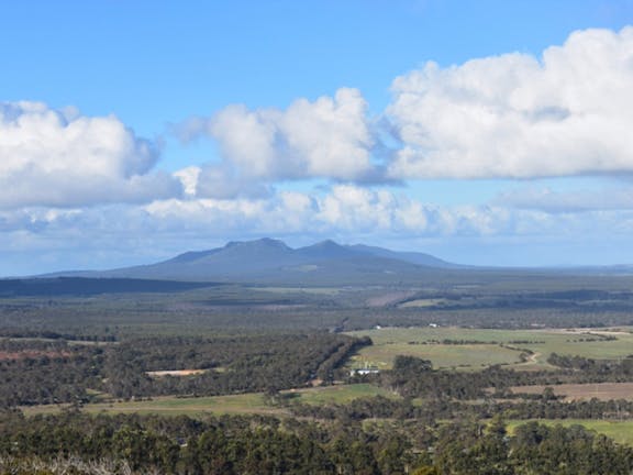 Mount Barker Hill Lookout (aboriginal name Pwakkenbak)