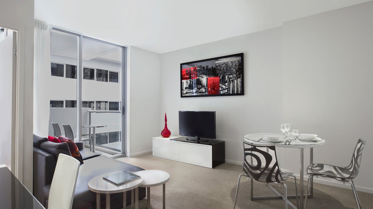 Mantra Midtown - 1 Bedroom Apartment