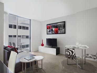 Mantra Midtown - 1 Bedroom Apartment