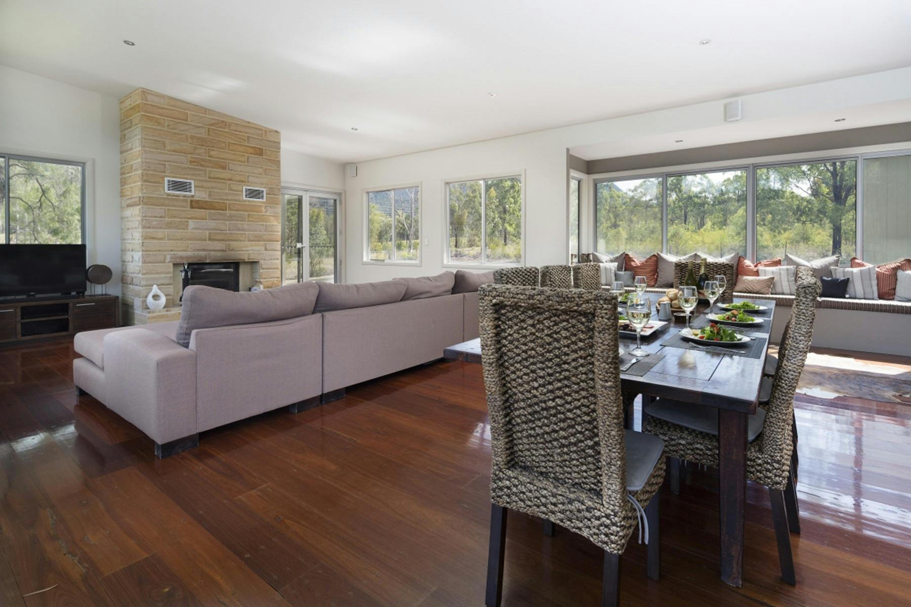 Blue Cliff Country Retreat