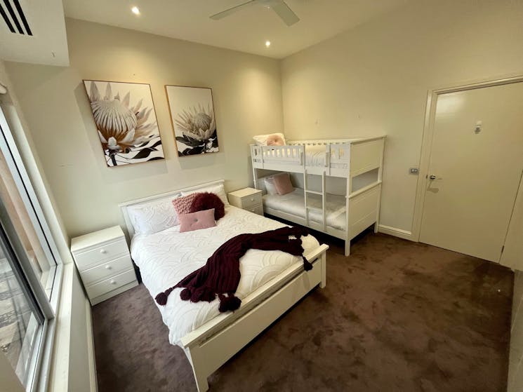 Bedroom 3 - Queen & bunks