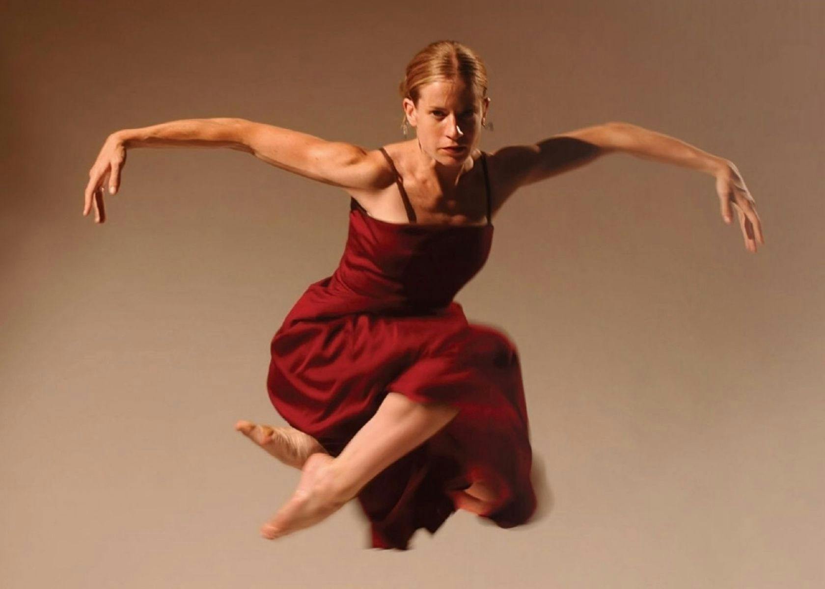 Pointe Dancing on a Knife's Edge Documentary