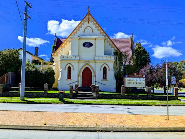 The Glen Innes Chapel Theatre Open Mic Night