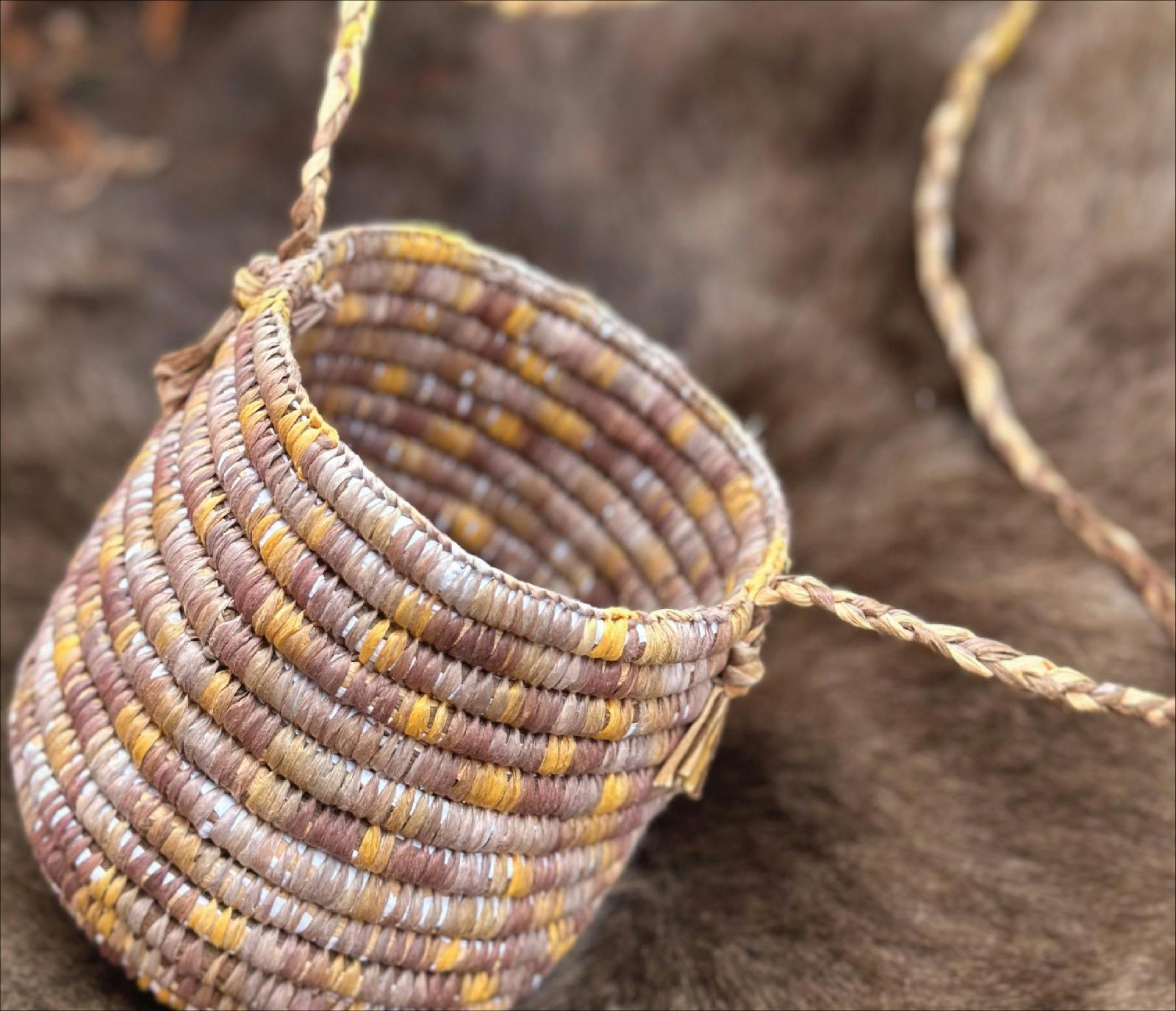 Gumaraa's Traditional Weaving Workshop