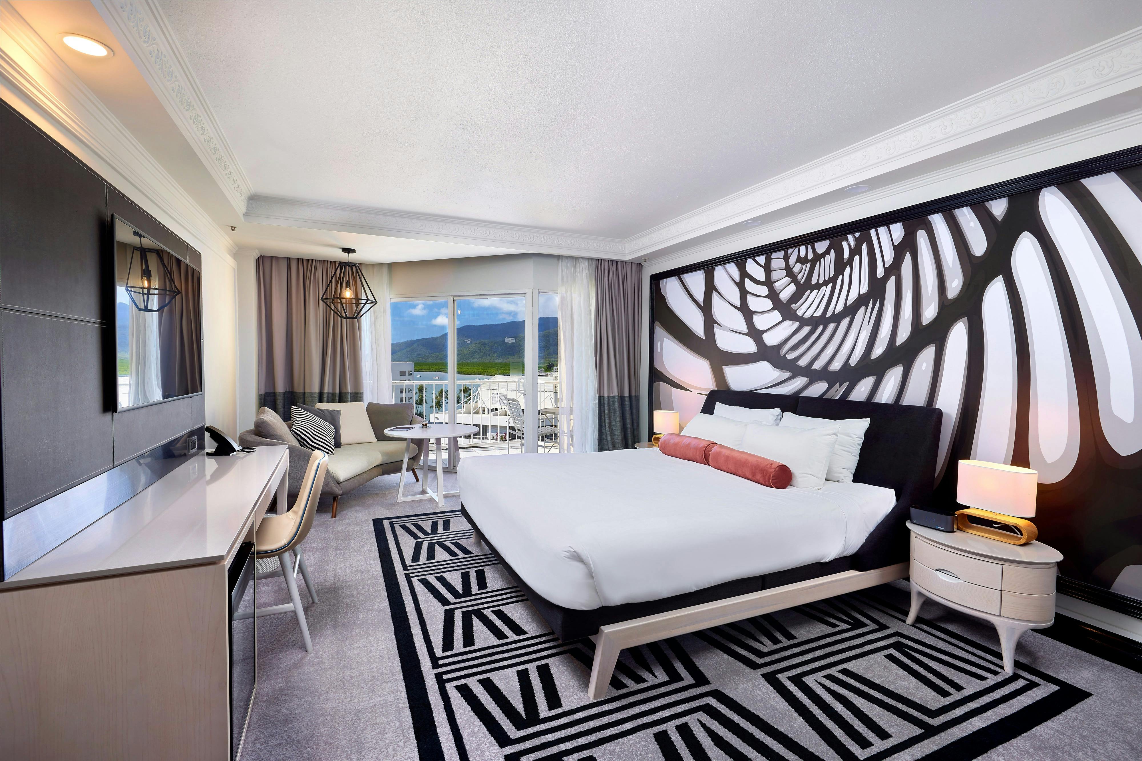 Newly rejuvenated luxury accommodation Pullman Cairns International
