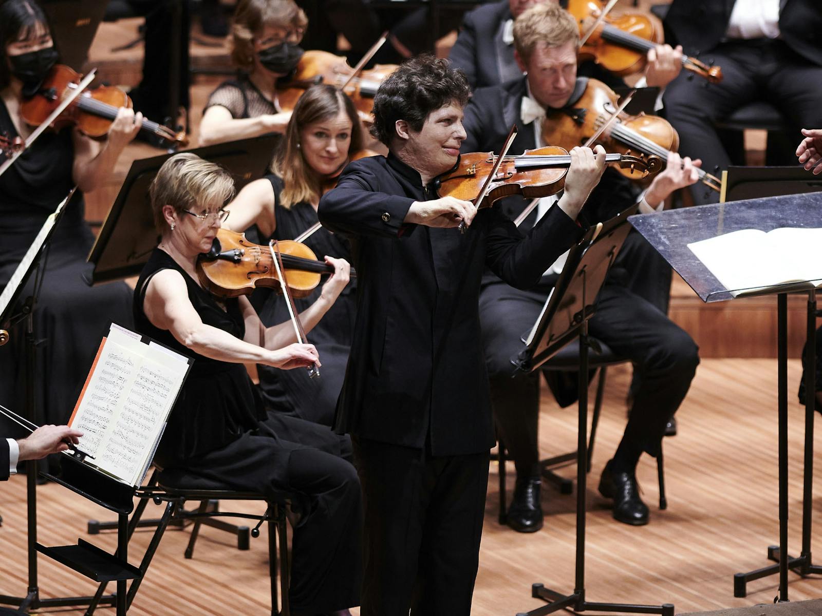 Image for Augustin Hadelich and the Sydney Symphony Orchestra