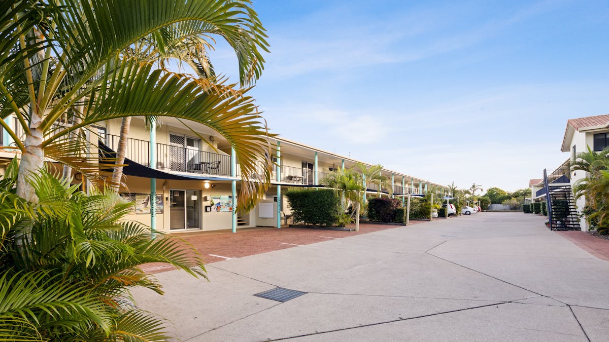 Arlia Sands Apartments