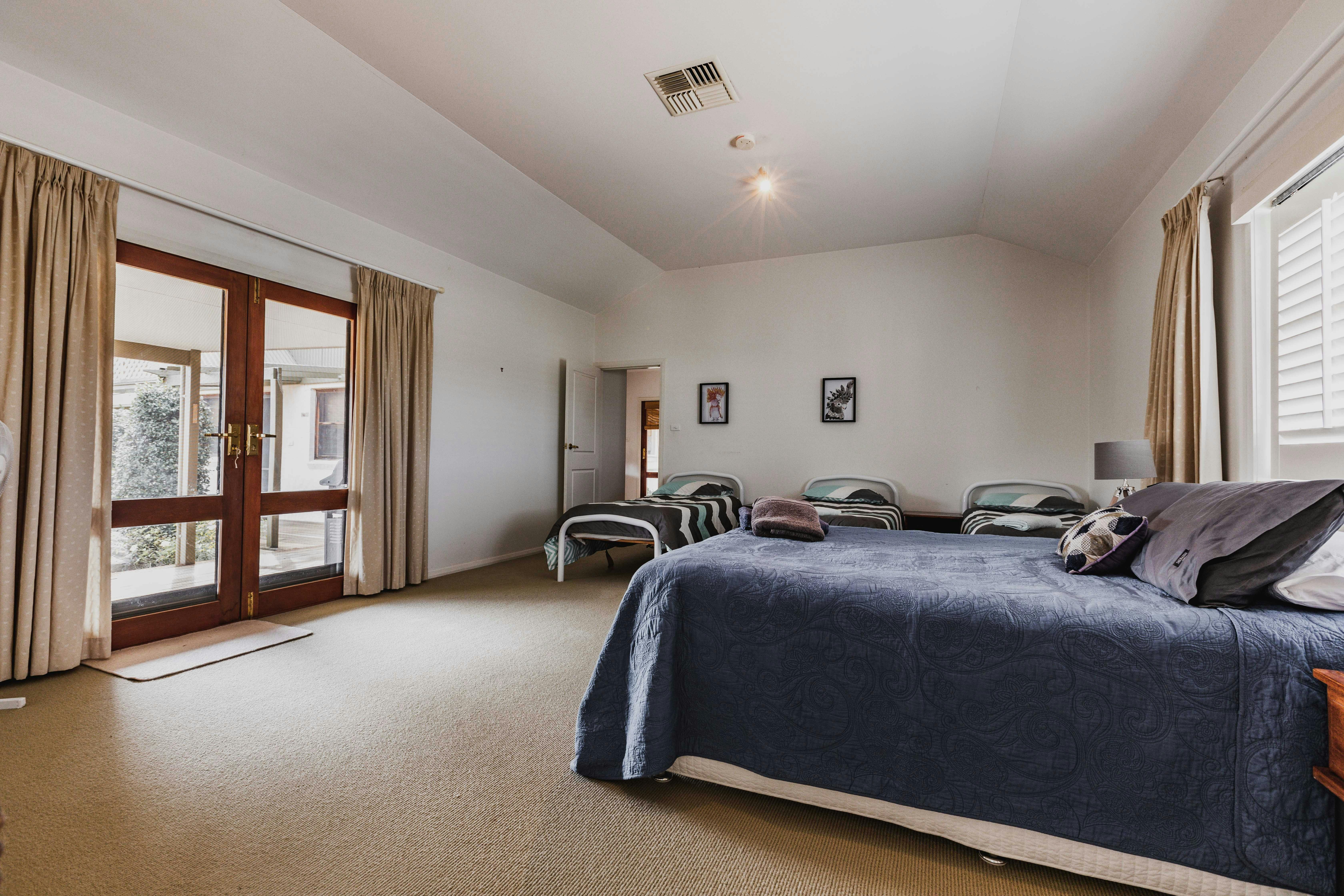 퀸사이즈침대 싱글침대