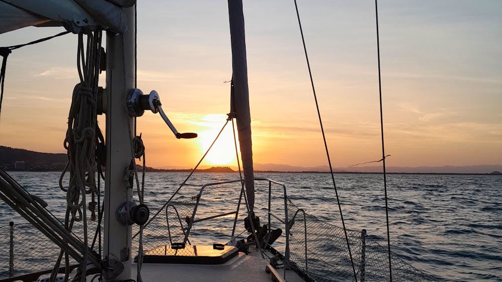 Casual Fare Sailing  Charters Townsville