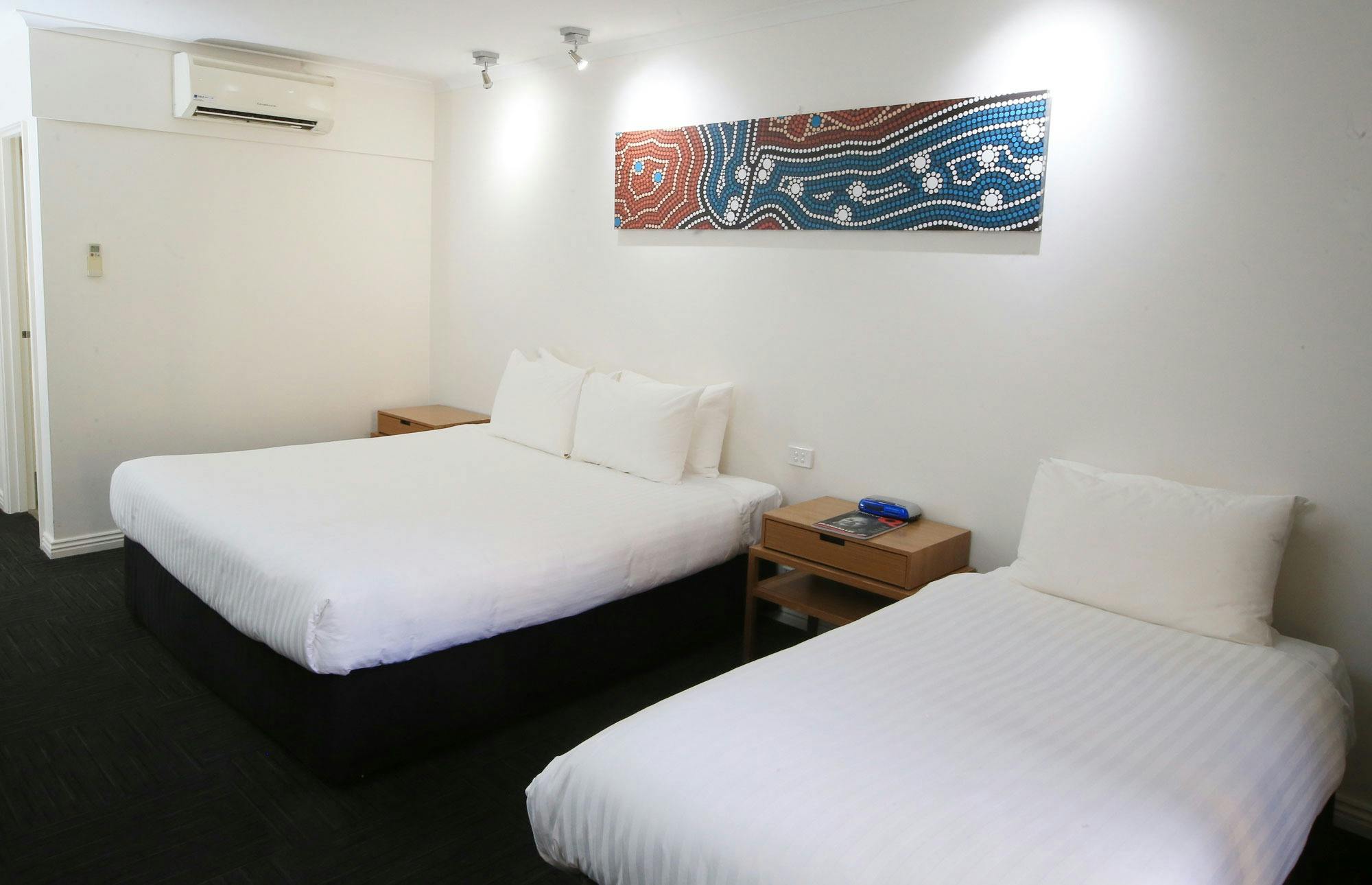 Standard Queen & Single Rooms