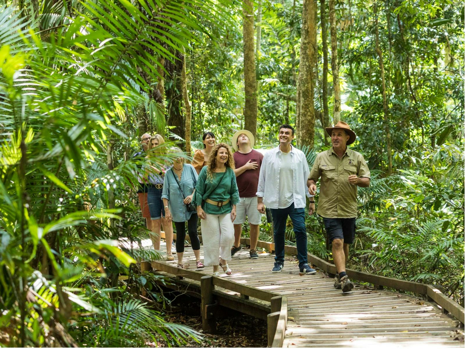 Billy Tea Safaris