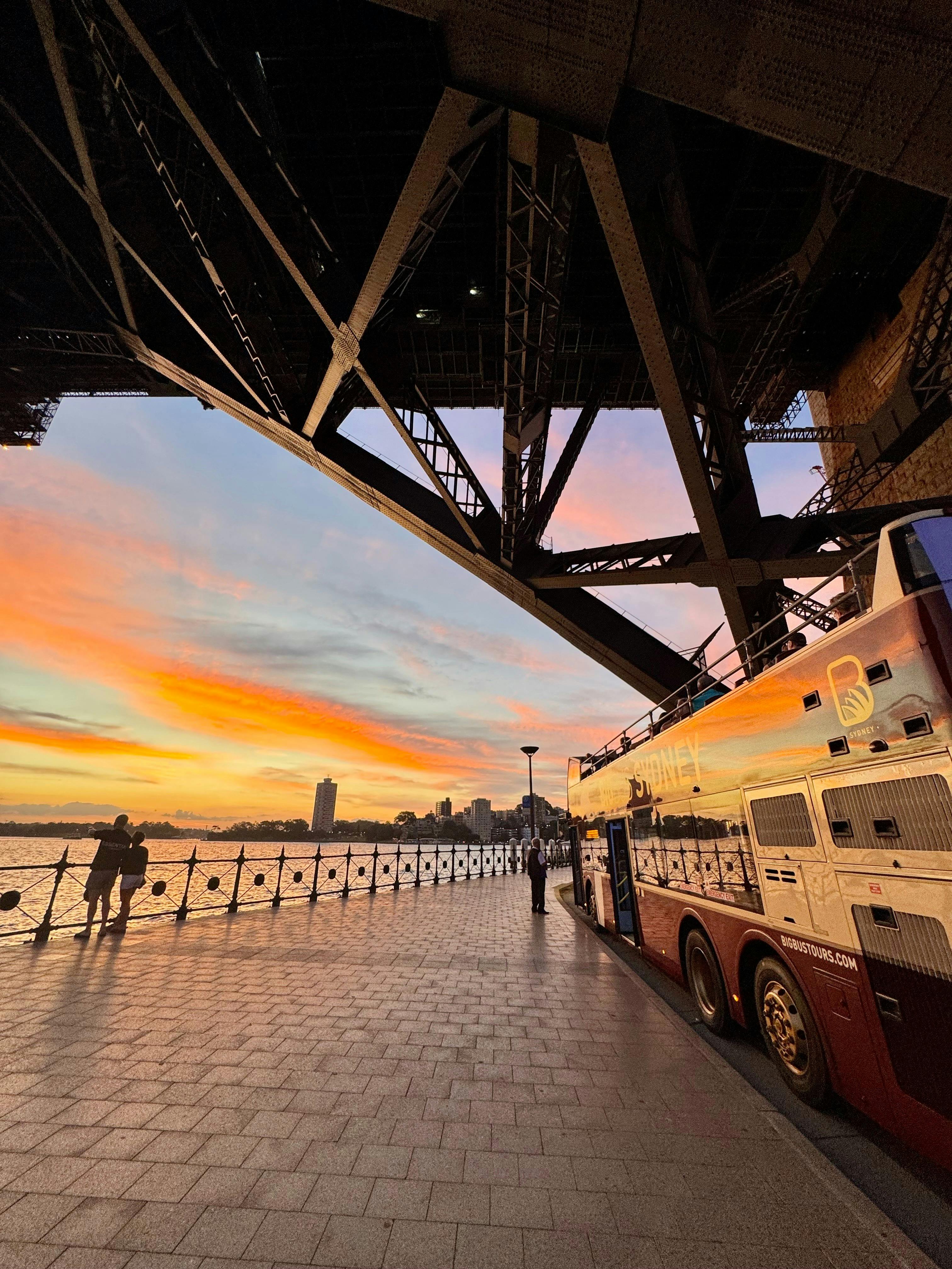 Night Tour by Milsons Point and Luna Park Sydney