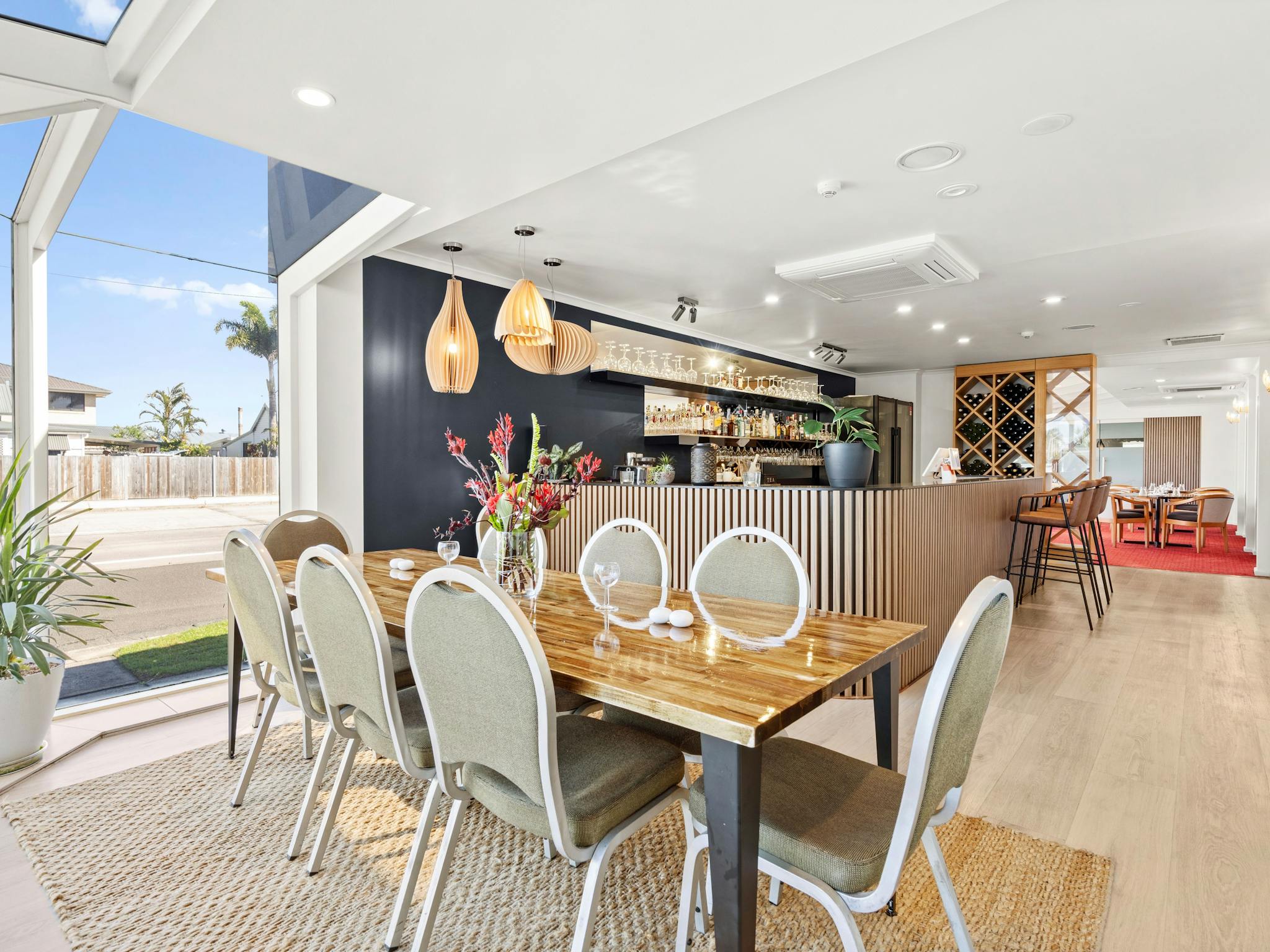 All Seasons Restaurant