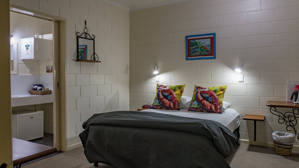 Queen Bed