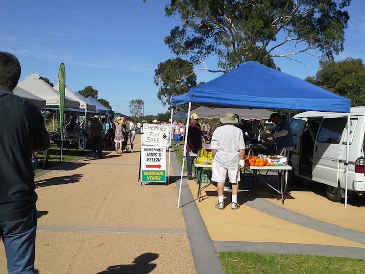 Cobram Lions Log Cabin Market