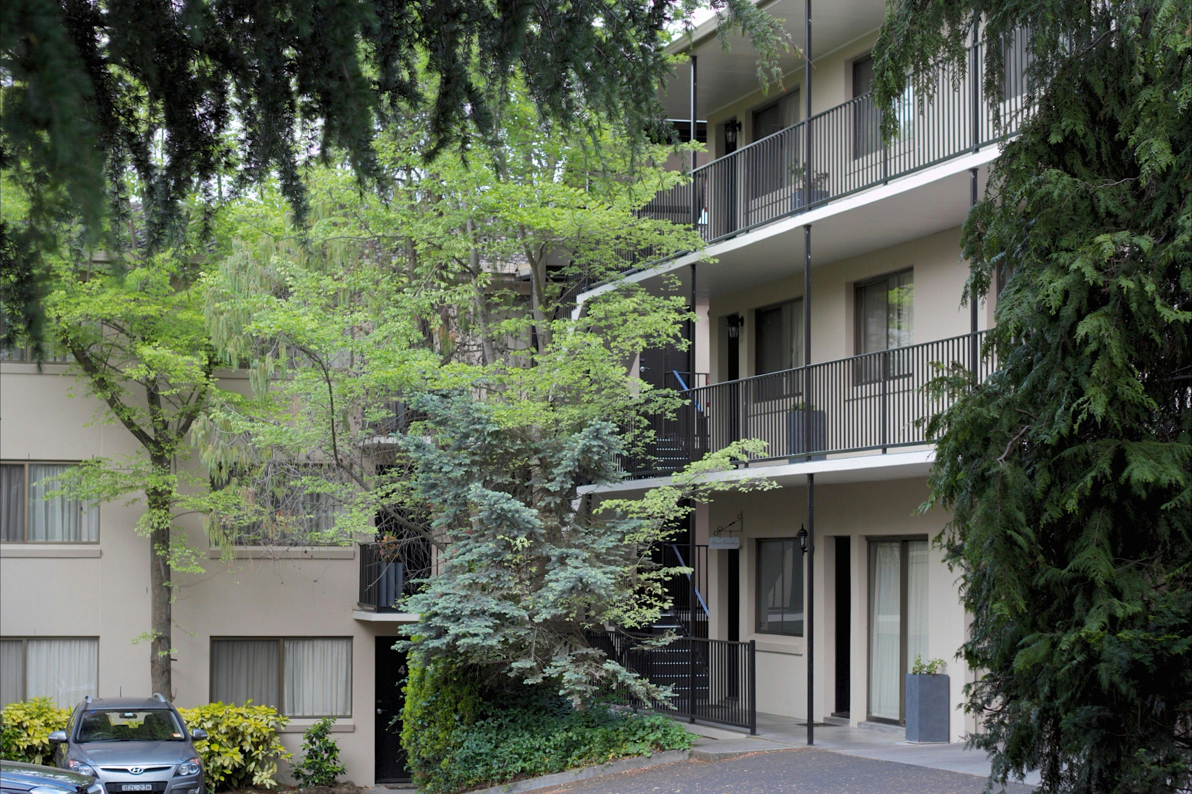 Grosvenor Court Apartments