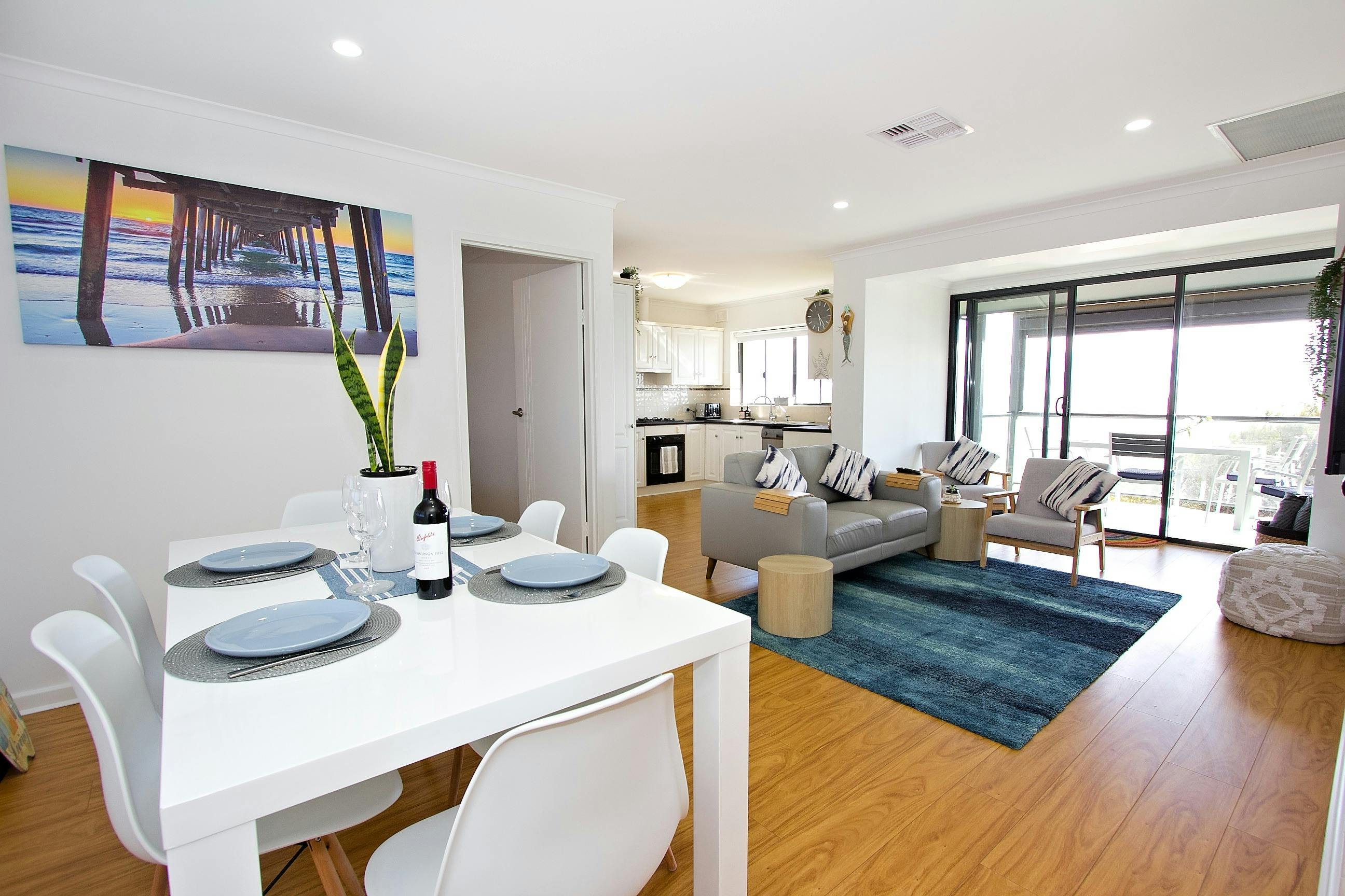 fully equipped kitchen, dining and lounge open plan space