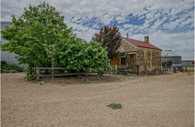 Redwing Shearers Quarters