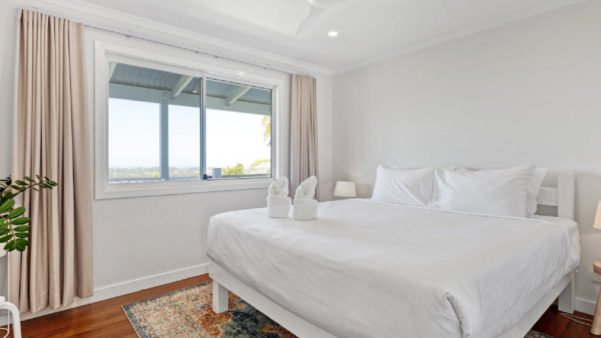 Queen bedroom