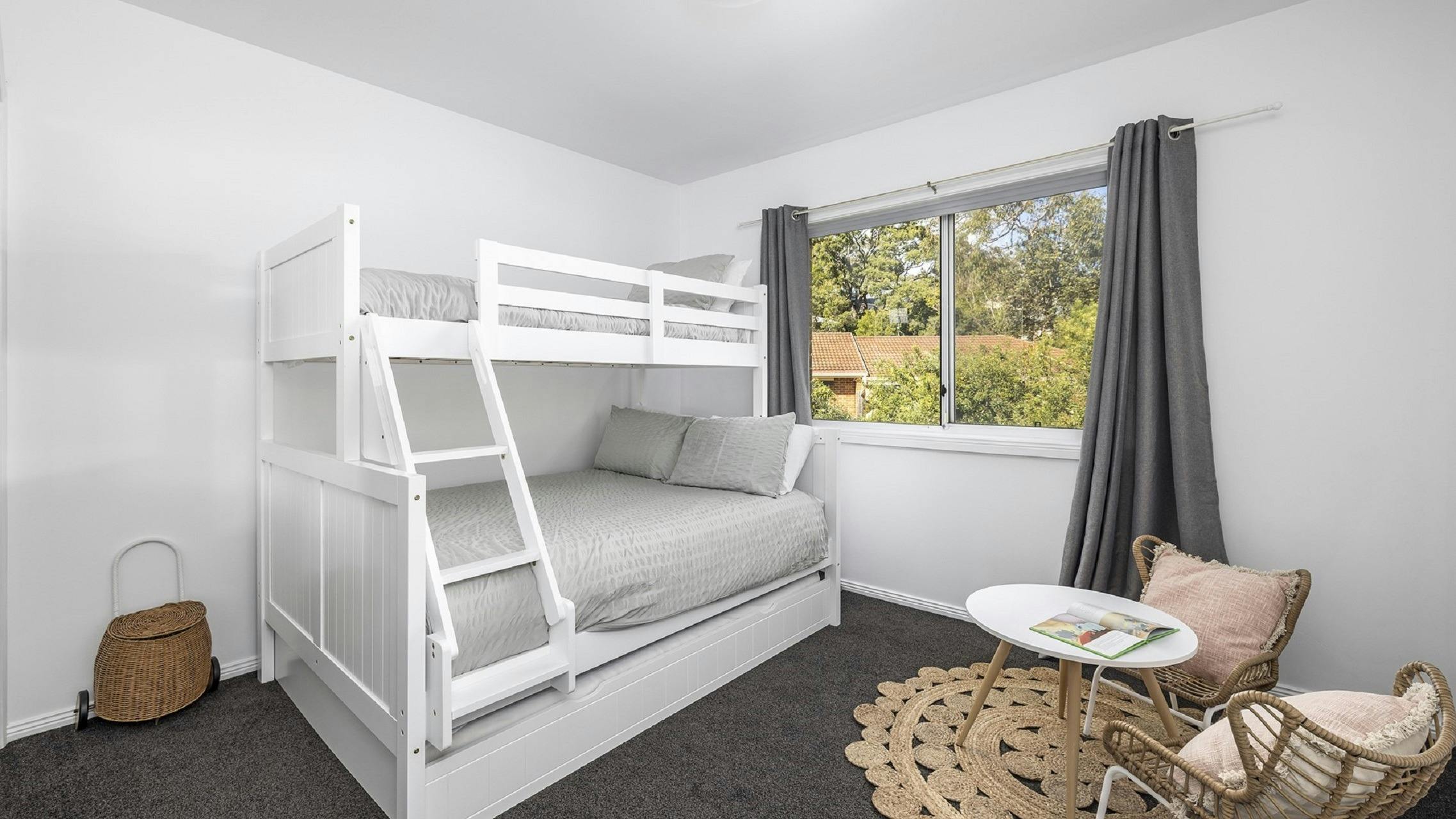 삼중 트렁크가 있는 어린이 침실(최대 5명 수용)