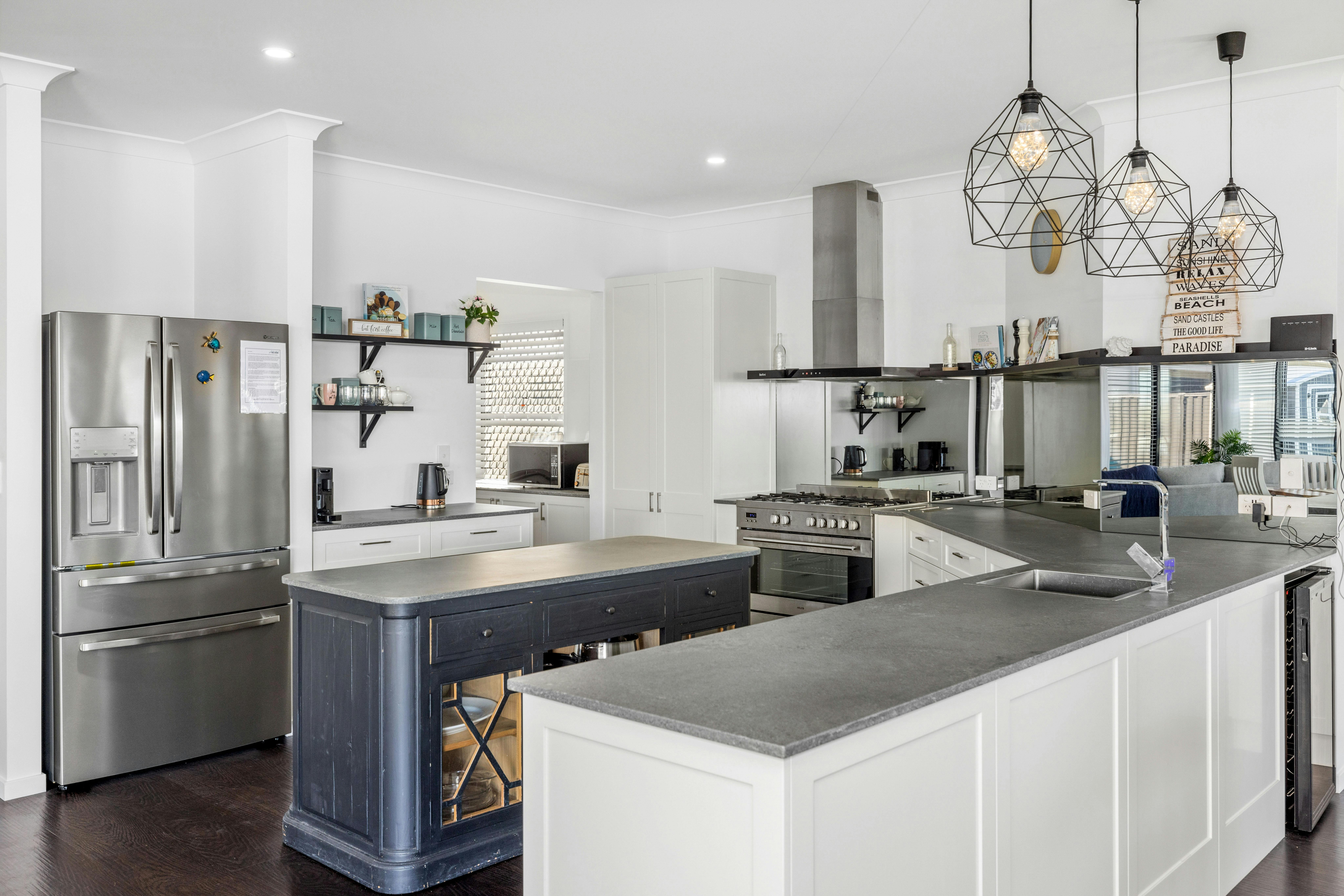 Opulent Canal-Front Retreat