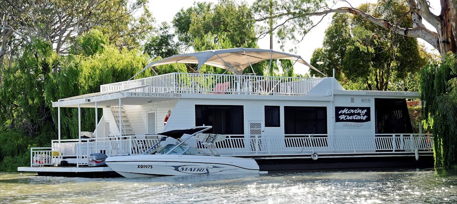 Boats and Bedzzz Moving Waters selfcontained moored Houseboat