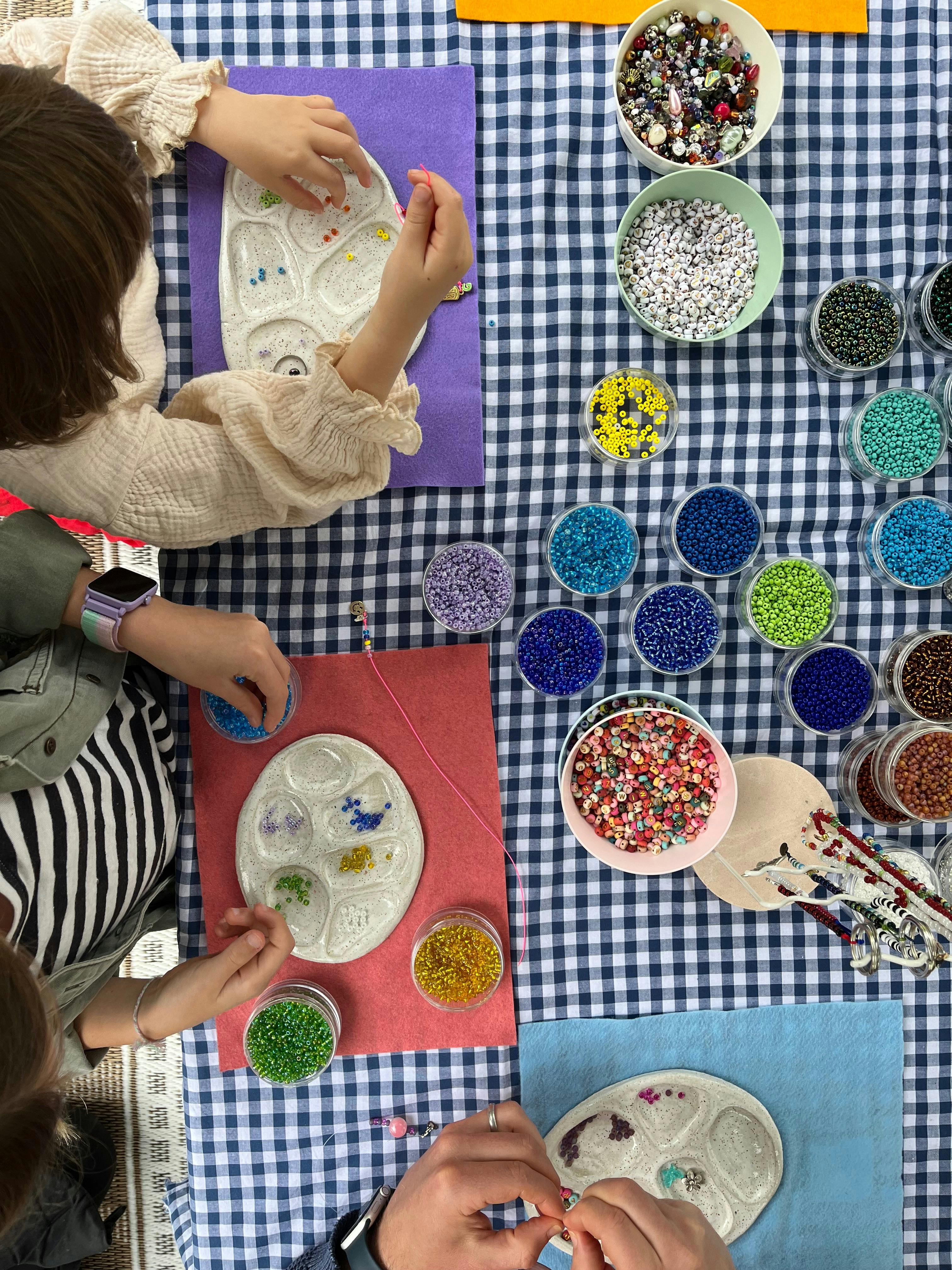 Beading at a market
