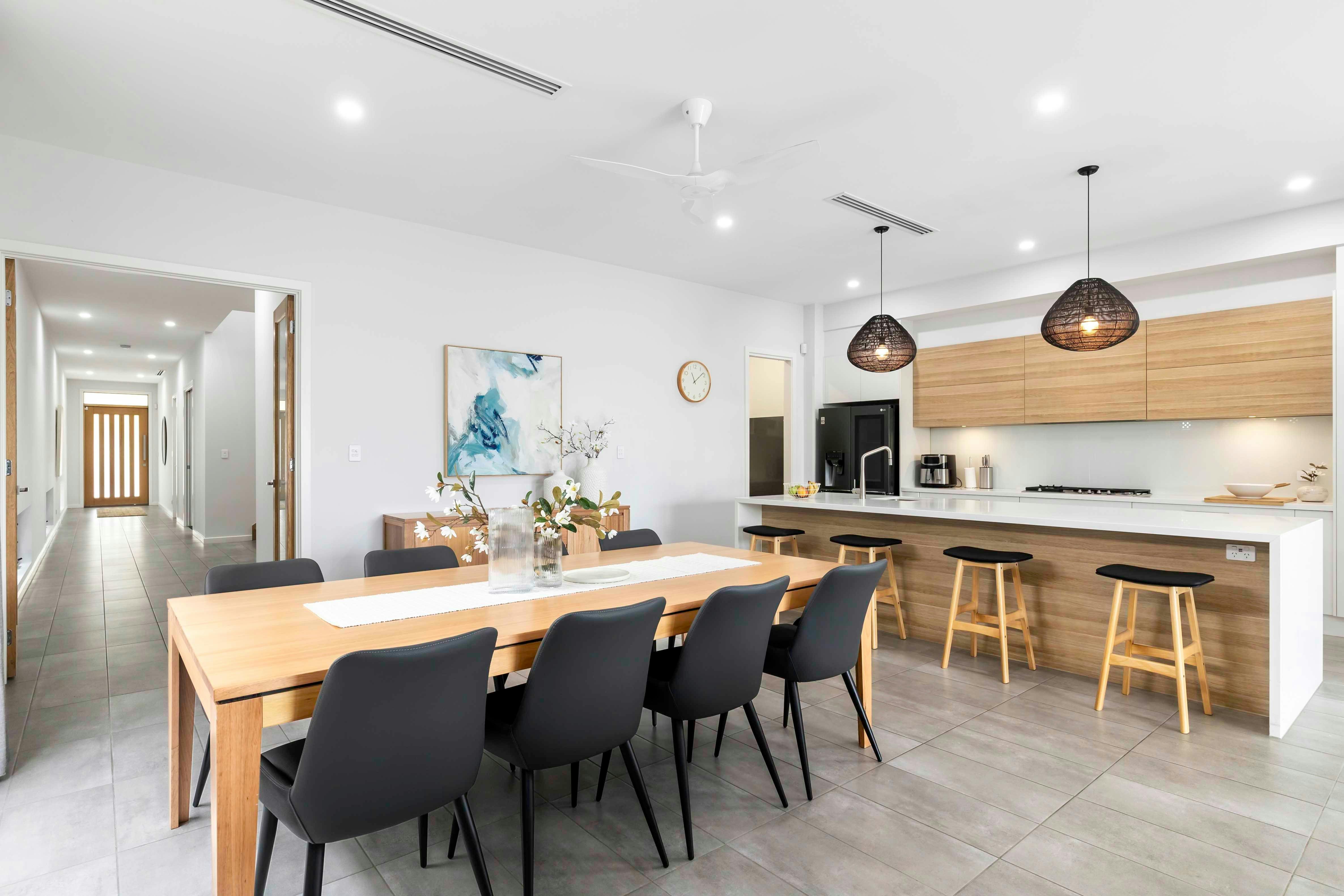 Northshore Luxe Pool House – Glenelg North