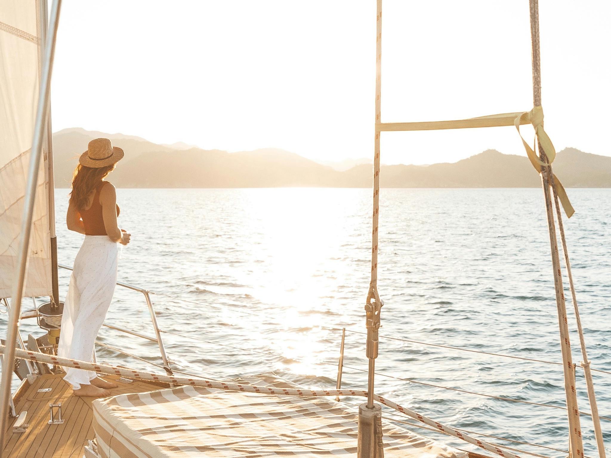 Beautiful views of Magnetic Island at sunset Beautiful views of Magnetic Island at sunset