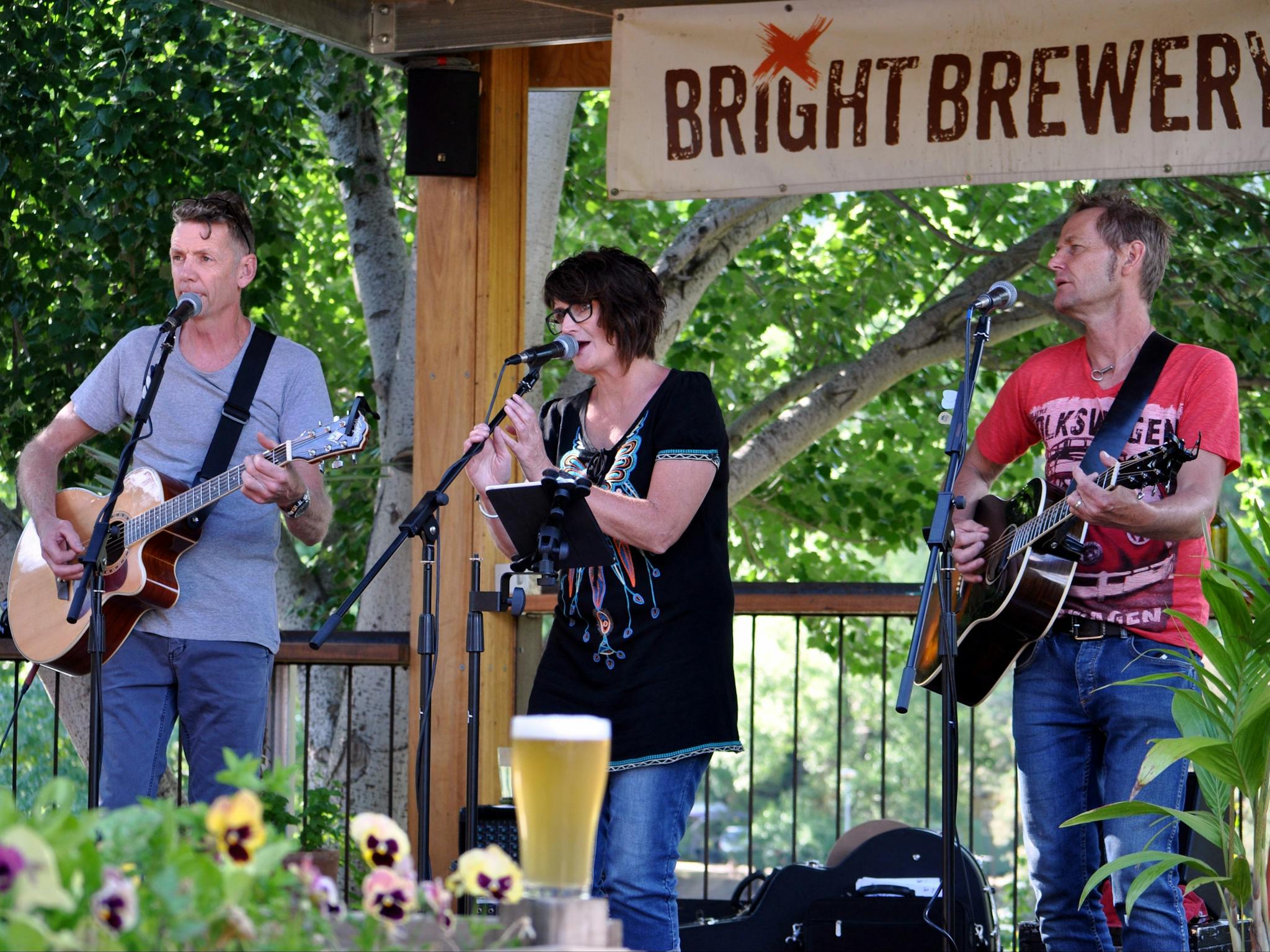 A trio playing at Bright Brewery