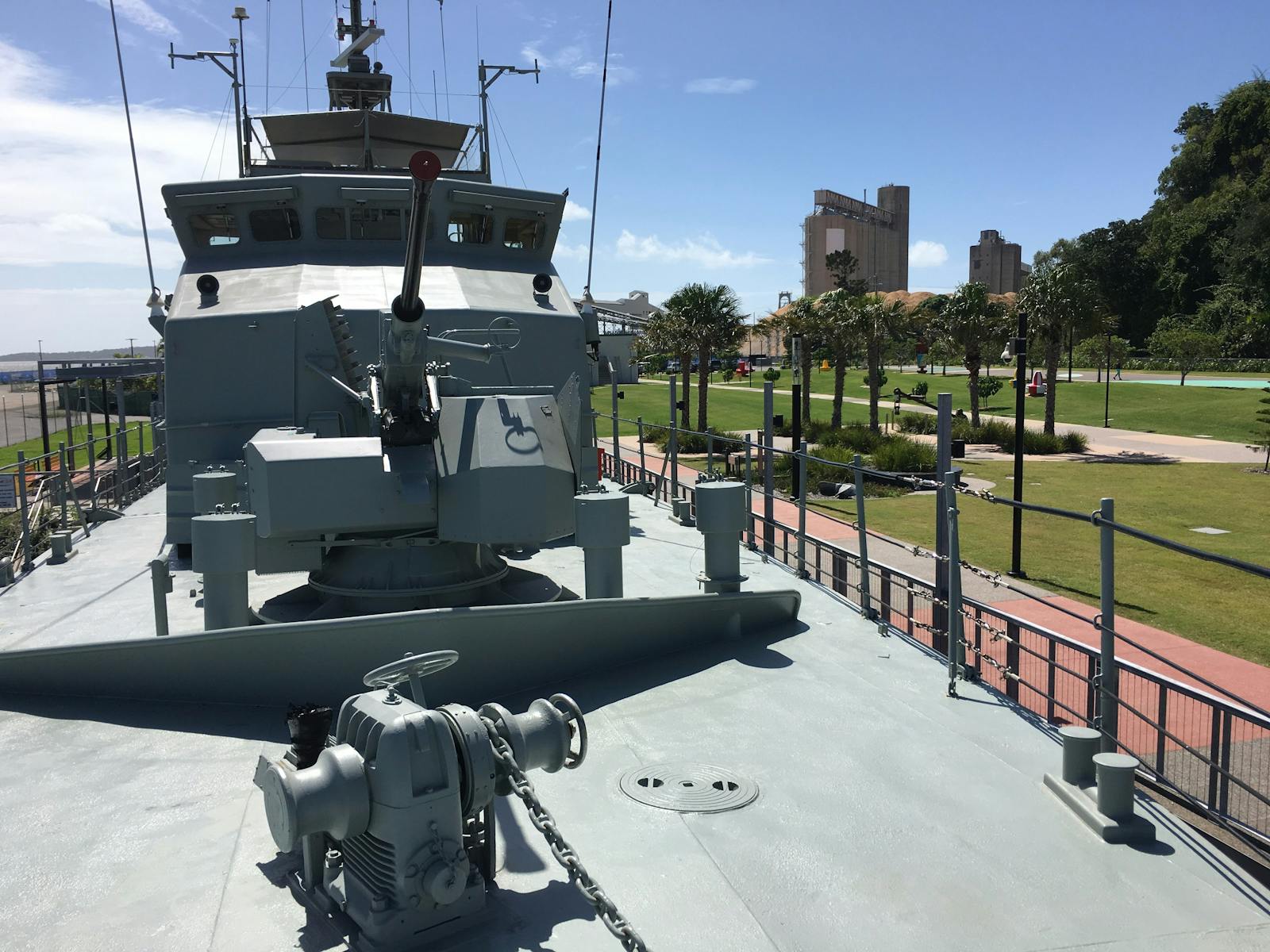 HMAS Gladstone