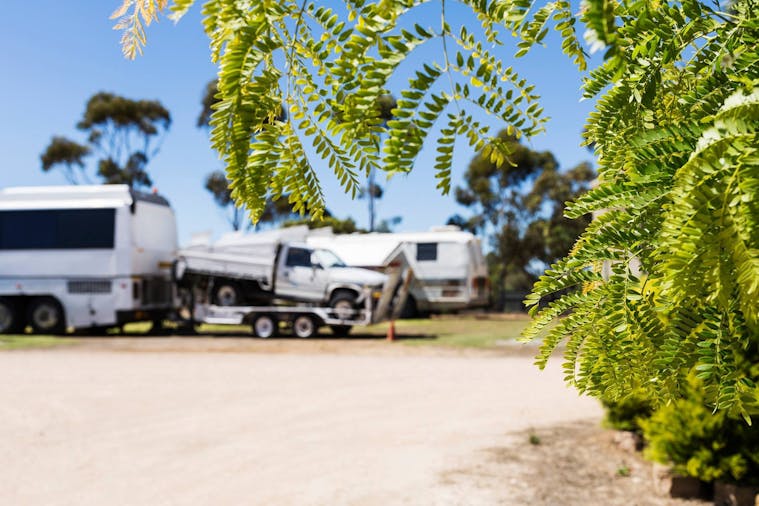 Cummins Caravan & Cabin Park
