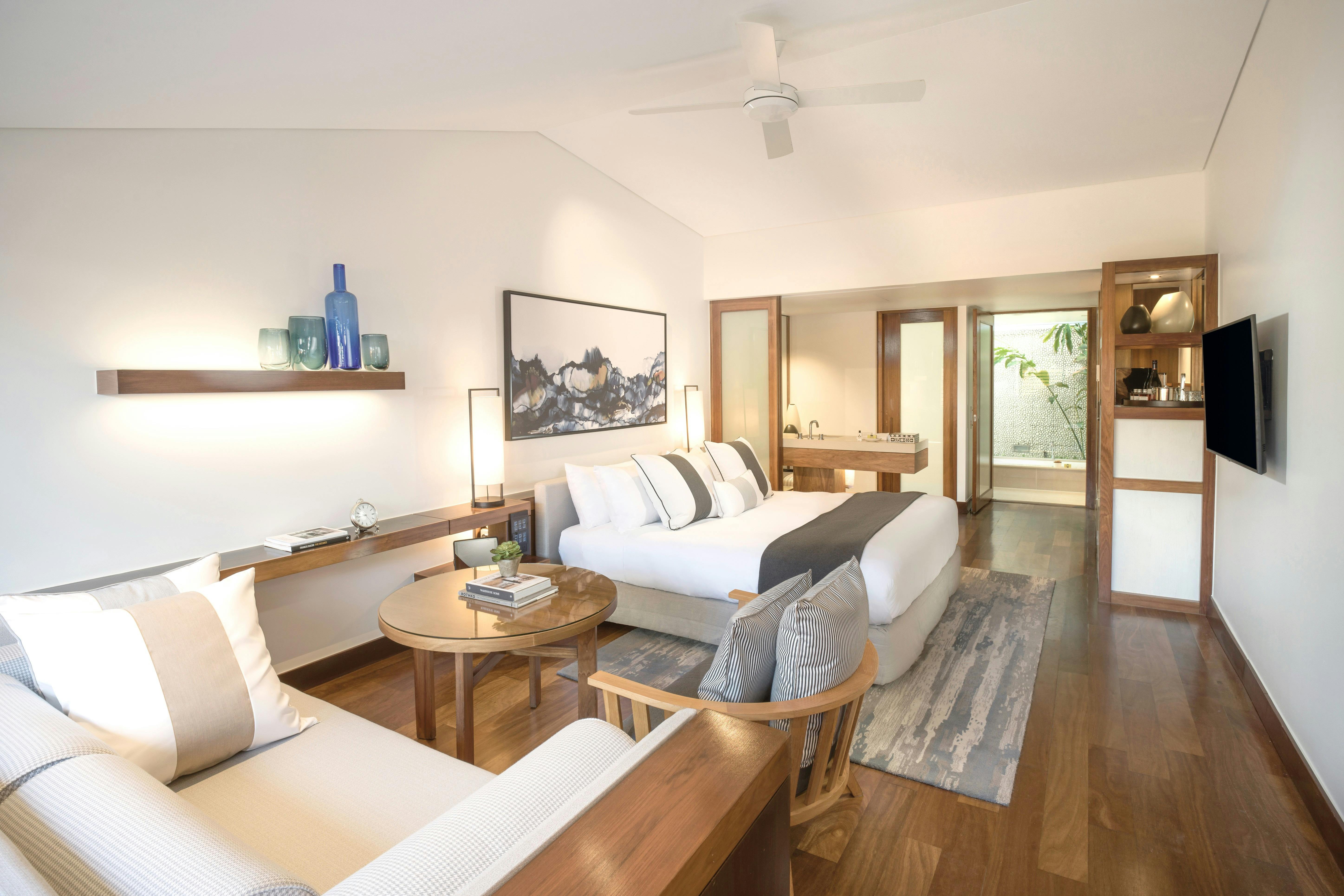 Retreat Courtyard Room