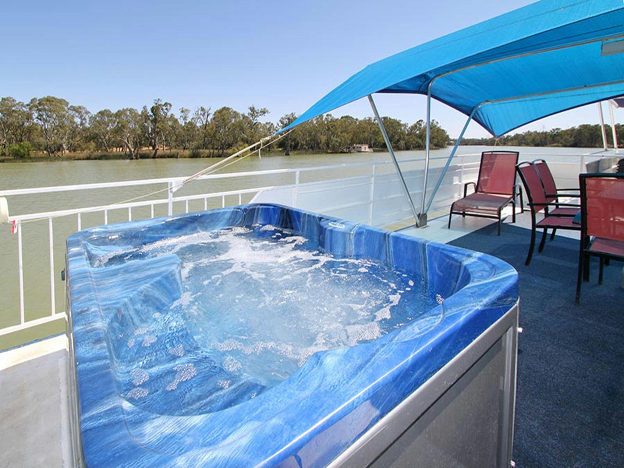Shannon rooftop spa