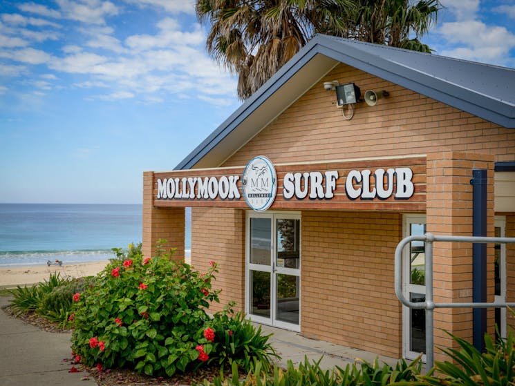 Mollymook Surf Club