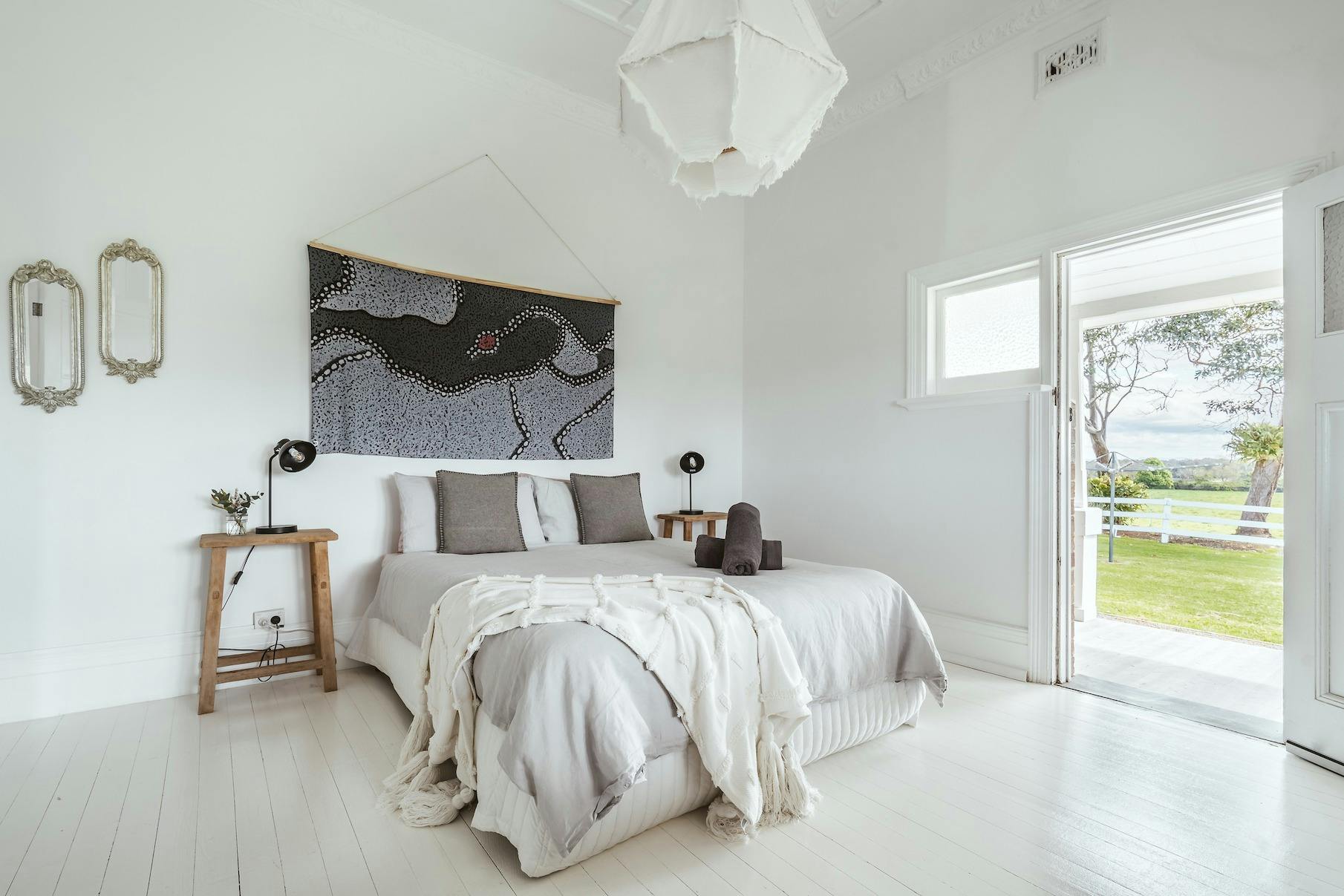 Mayfield Farm luxury farmhouse with heated pool NSW South Coast