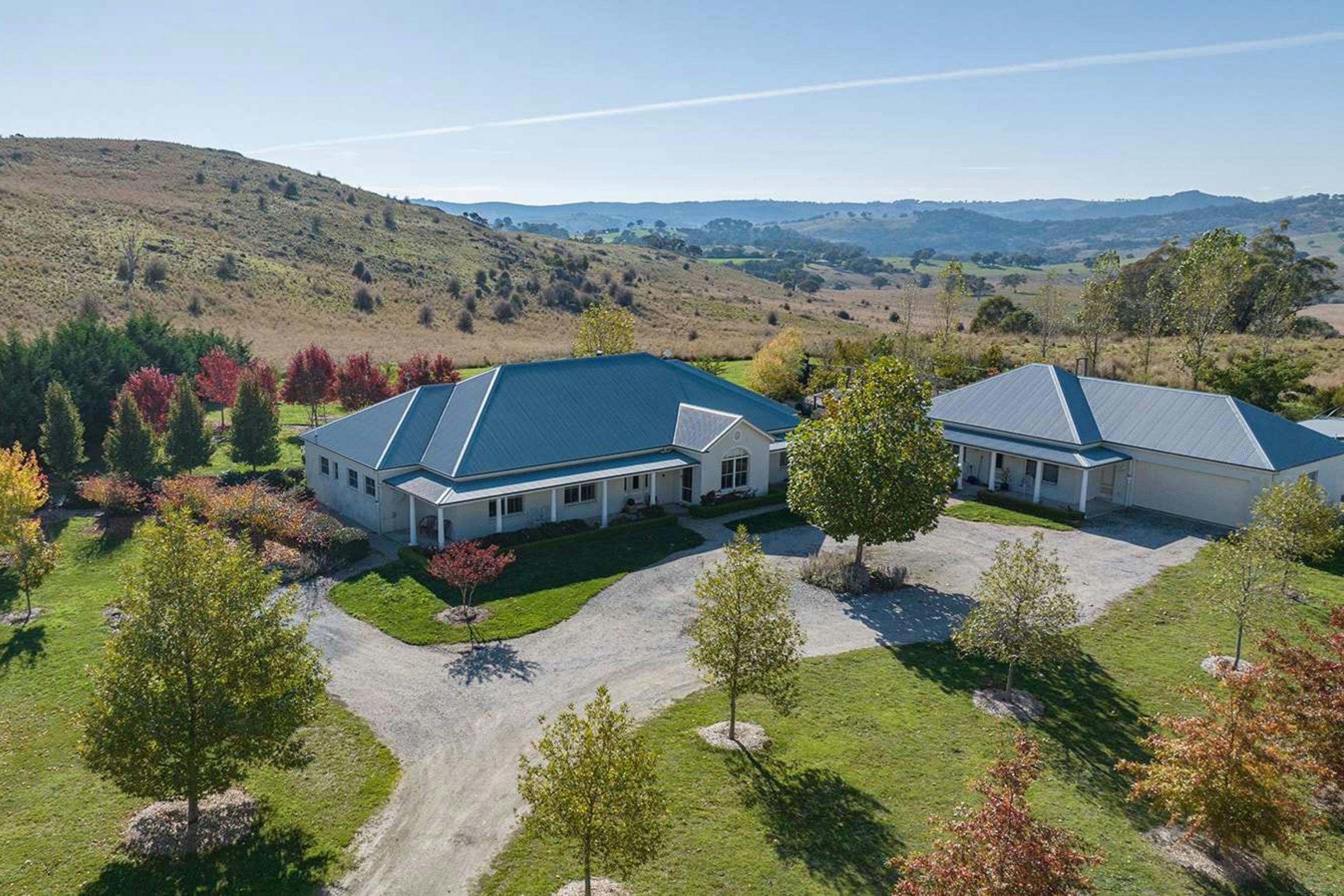 Country side home with regional scenery, beautiful garden for 6 people to enjoy
