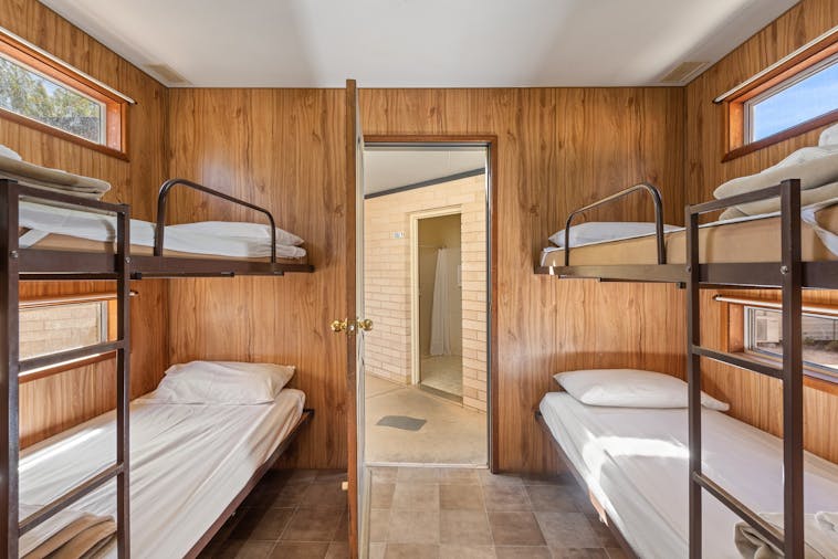Economy External Ensuite Unit